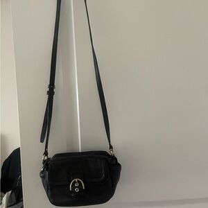 Coach Black Leather Crossbody Bag – Classic style/
